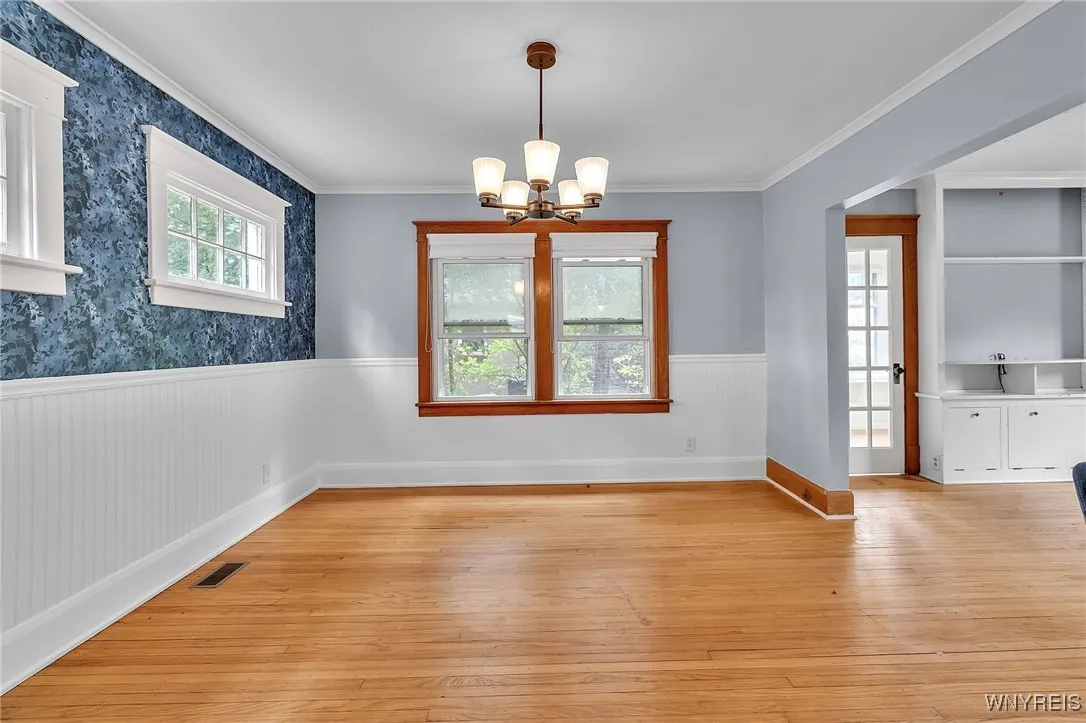 510 Washington Highway, Amherst, New York 14226, Amherst, New York 14226, 3 Bedrooms Bedrooms, 8 Rooms Rooms,2 BathroomsBathrooms,Residential,For Sale,510 Washington Highway, Amherst, New York 14226,0,B1634157