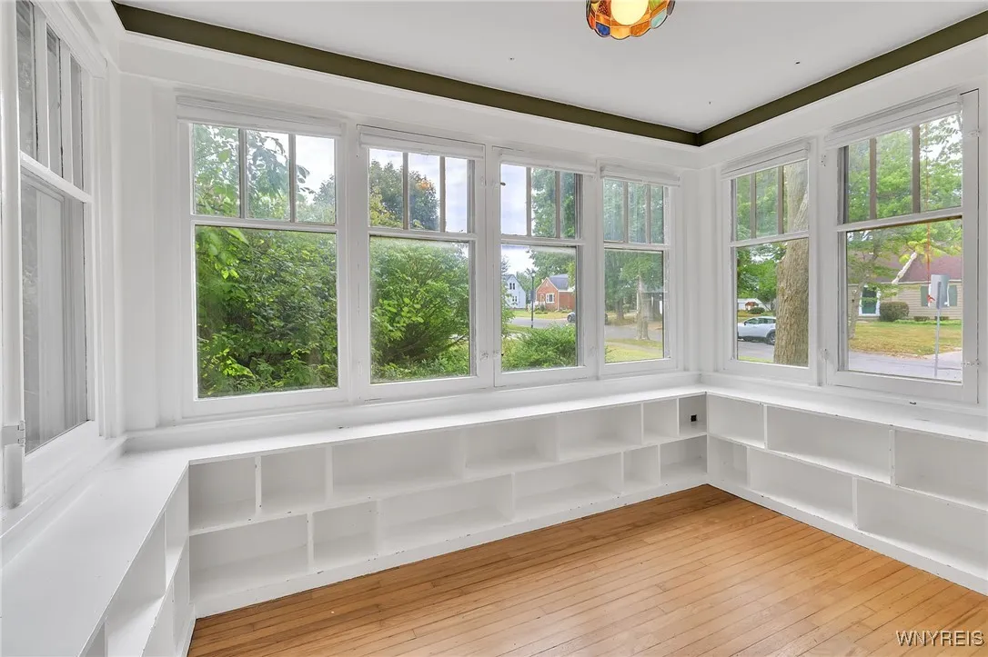 510 Washington Highway, Amherst, New York 14226, Amherst, New York 14226, 3 Bedrooms Bedrooms, 8 Rooms Rooms,2 BathroomsBathrooms,Residential,For Sale,510 Washington Highway, Amherst, New York 14226,0,B1634157