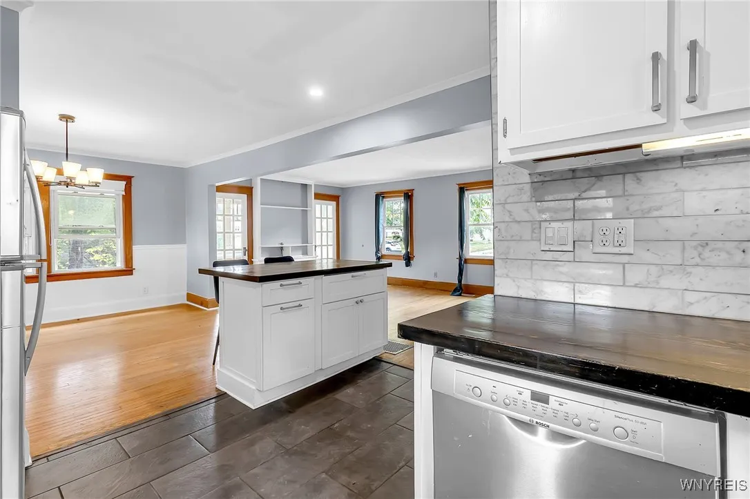 510 Washington Highway, Amherst, New York 14226, Amherst, New York 14226, 3 Bedrooms Bedrooms, 8 Rooms Rooms,2 BathroomsBathrooms,Residential,For Sale,510 Washington Highway, Amherst, New York 14226,0,B1634157