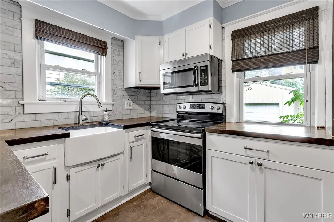 510 Washington Highway, Amherst, New York 14226, Amherst, New York 14226, 3 Bedrooms Bedrooms, 8 Rooms Rooms,2 BathroomsBathrooms,Residential,For Sale,510 Washington Highway, Amherst, New York 14226,0,B1634157