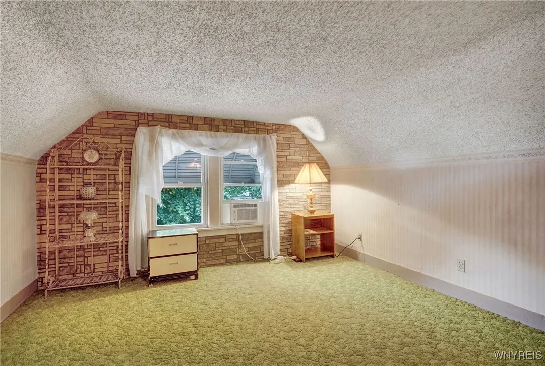 67 Gold Street, Buffalo, New York 14206, Buffalo, New York 14206, 3 Bedrooms Bedrooms, 8 Rooms Rooms,2 BathroomsBathrooms,Residential,For Sale,67 Gold Street, Buffalo, New York 14206,0,B1634370