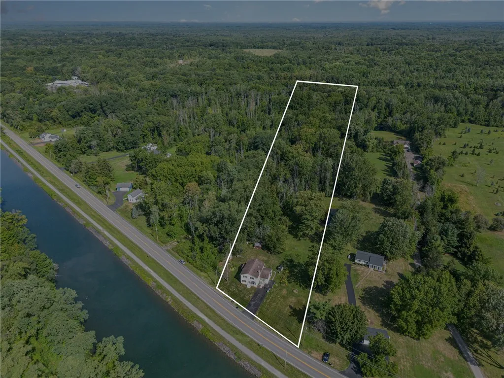 4028 Canal Road, Ogden, New York 14559, Ogden, New York 14559, 4 Bedrooms Bedrooms, 8 Rooms Rooms,2 BathroomsBathrooms,Residential,Closed,4028 Canal Road, Ogden, New York 14559,0,R1634316