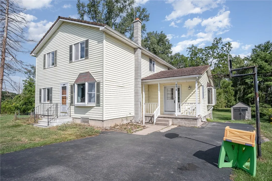 4028 Canal Road, Ogden, New York 14559, Ogden, New York 14559, 4 Bedrooms Bedrooms, 8 Rooms Rooms,2 BathroomsBathrooms,Residential,Closed,4028 Canal Road, Ogden, New York 14559,0,R1634316