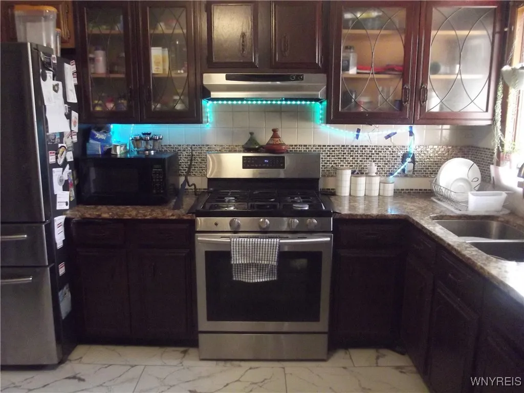 55 Lackawanna Avenue, Cheektowaga, New York 14212, Cheektowaga, New York 14212, 4 Bedrooms Bedrooms, 8 Rooms Rooms,2 BathroomsBathrooms,Residential Lease,For Rent,55 Lackawanna Avenue, Cheektowaga, New York 14212,0,B1634432
