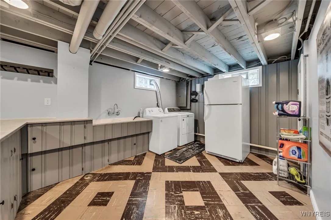 12 Delray Drive, Cheektowaga, New York 14225, Cheektowaga, New York 14225, 3 Bedrooms Bedrooms, 7 Rooms Rooms,1 BathroomBathrooms,Residential,For Sale,12 Delray Drive, Cheektowaga, New York 14225,0,B1634371