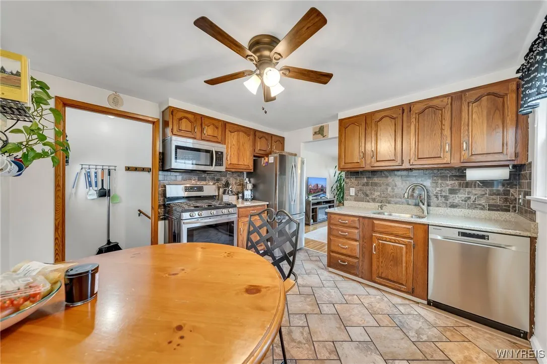 12 Delray Drive, Cheektowaga, New York 14225, Cheektowaga, New York 14225, 3 Bedrooms Bedrooms, 7 Rooms Rooms,1 BathroomBathrooms,Residential,For Sale,12 Delray Drive, Cheektowaga, New York 14225,0,B1634371