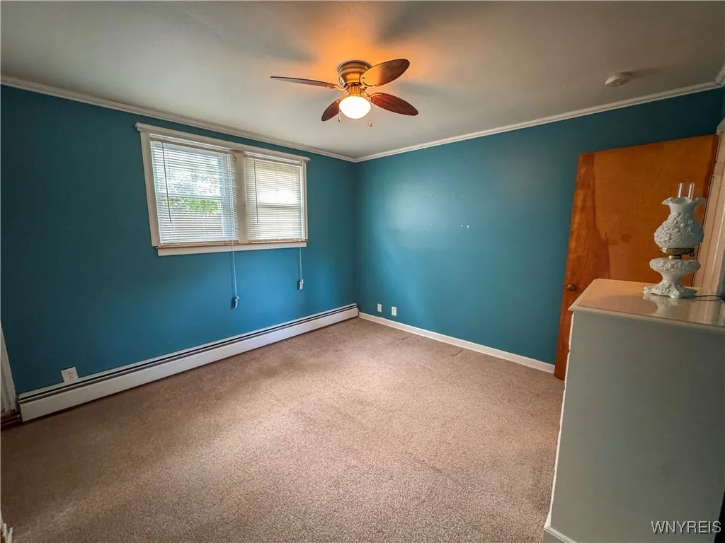 4026 Barton Street, Niagara Falls, New York 14305, Niagara Falls, New York 14305, 2 Bedrooms Bedrooms, 6 Rooms Rooms,1 BathroomBathrooms,Residential,For Sale,4026 Barton Street, Niagara Falls, New York 14305,0,B1628447