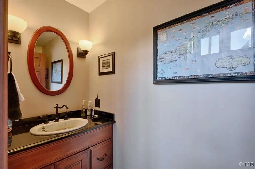 19514 Peel Dock Road, Orleans, New York 13640, Orleans, New York 13640, 4 Bedrooms Bedrooms, 11 Rooms Rooms,3 BathroomsBathrooms,Residential,For Sale,19514 Peel Dock Road, Orleans, New York 13640,0,S1634059
