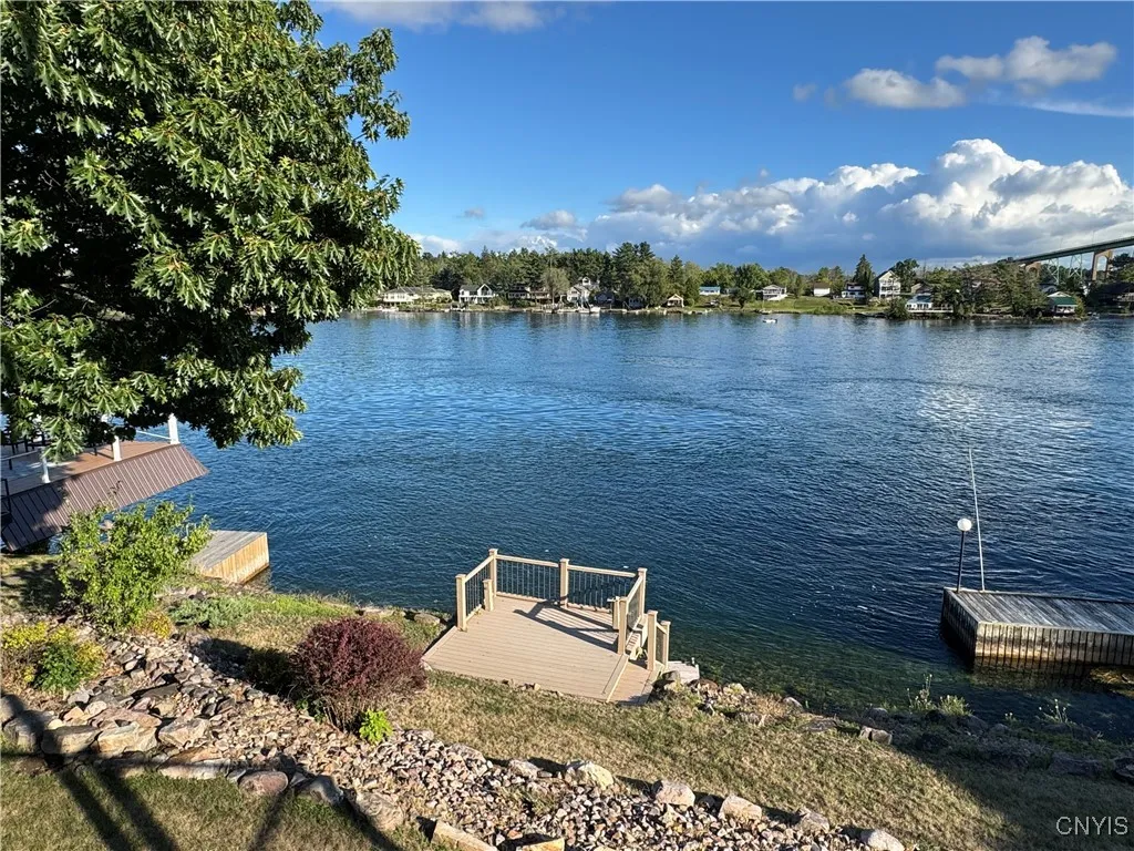 19514 Peel Dock Road, Orleans, New York 13640, Orleans, New York 13640, 4 Bedrooms Bedrooms, 11 Rooms Rooms,3 BathroomsBathrooms,Residential,For Sale,19514 Peel Dock Road, Orleans, New York 13640,0,S1634059