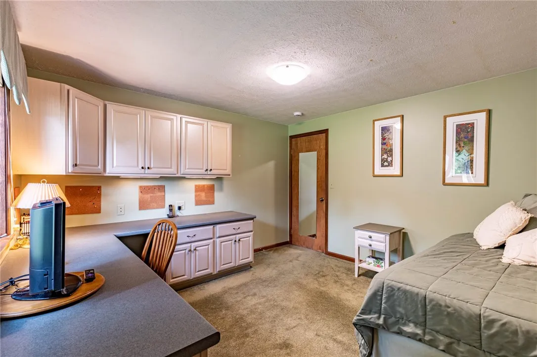 254 Mobile Drive, Greece, New York 14616, Greece, New York 14616, 3 Bedrooms Bedrooms, 7 Rooms Rooms,2 BathroomsBathrooms,Residential,For Sale,254 Mobile Drive, Greece, New York 14616,0,R1633746