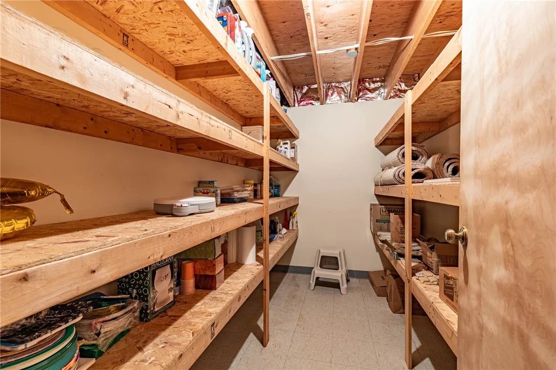 254 Mobile Drive, Greece, New York 14616, Greece, New York 14616, 3 Bedrooms Bedrooms, 7 Rooms Rooms,2 BathroomsBathrooms,Residential,For Sale,254 Mobile Drive, Greece, New York 14616,0,R1633746
