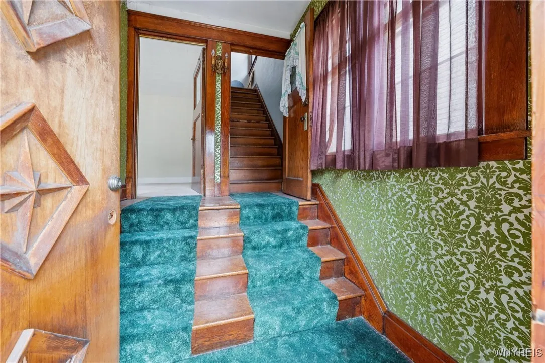 20 Tacoma Avenue, Buffalo, New York 14216, Buffalo, New York 14216, 6 Bedrooms Bedrooms, ,2 BathroomsBathrooms,Residential,For Sale,20 Tacoma Avenue, Buffalo, New York 14216,0,B1634399