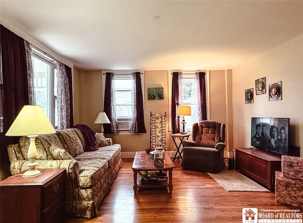 11 East Main Street, Harmony, New York 14767, Harmony, New York 14767, 2 Bedrooms Bedrooms, 7 Rooms Rooms,1 BathroomBathrooms,Residential,For Sale,11 East Main Street, Harmony, New York 14767,0,R1634383