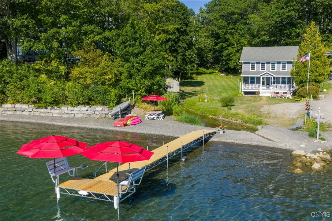 2287 Bockes Road, Skaneateles, New York 13152, Skaneateles, New York 13152, 3 Bedrooms Bedrooms, 8 Rooms Rooms,1 BathroomBathrooms,Residential,For Sale,2287 Bockes Road, Skaneateles, New York 13152,0,S1632100