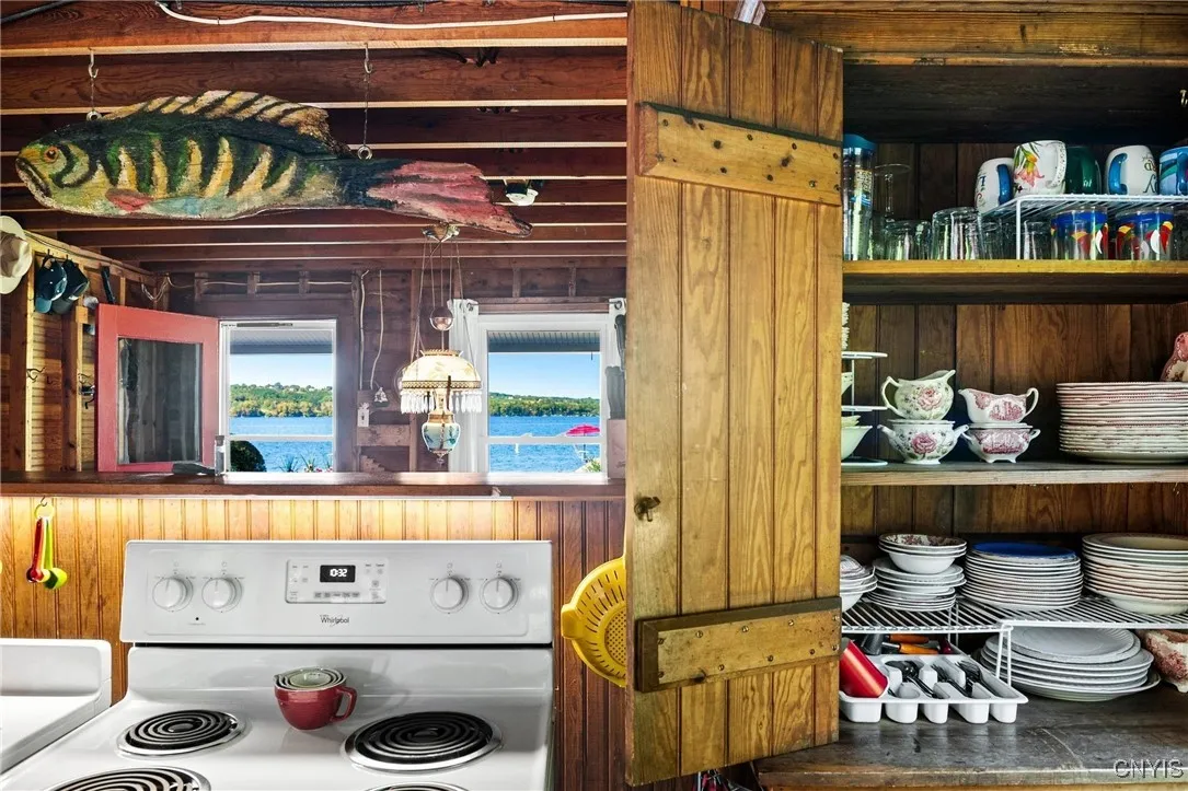 2287 Bockes Road, Skaneateles, New York 13152, Skaneateles, New York 13152, 3 Bedrooms Bedrooms, 8 Rooms Rooms,1 BathroomBathrooms,Residential,For Sale,2287 Bockes Road, Skaneateles, New York 13152,0,S1632100