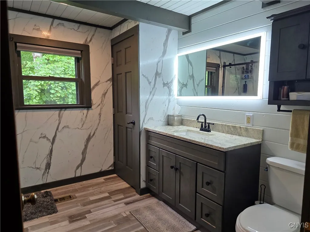 8281 Lewis Point Road, Lenox, New York 13032, Lenox, New York 13032, 3 Bedrooms Bedrooms, 6 Rooms Rooms,1 BathroomBathrooms,Residential,Closed,8281 Lewis Point Road, Lenox, New York 13032,0,S1634100