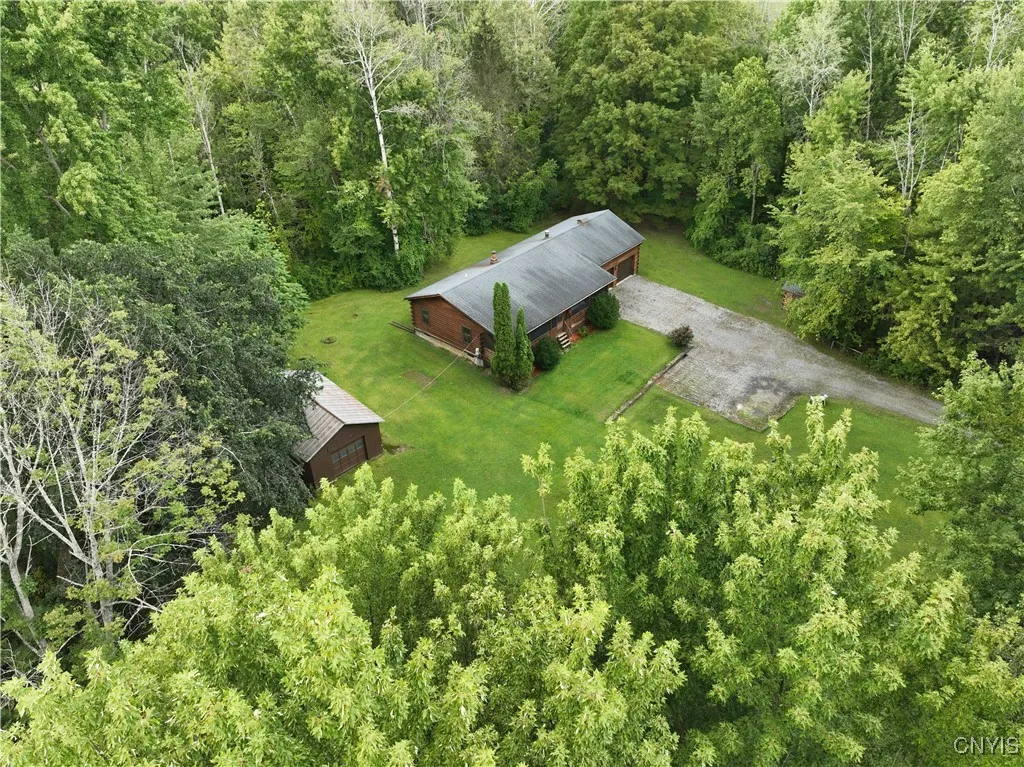 8281 Lewis Point Road, Lenox, New York 13032, Lenox, New York 13032, 3 Bedrooms Bedrooms, 6 Rooms Rooms,1 BathroomBathrooms,Residential,Closed,8281 Lewis Point Road, Lenox, New York 13032,0,S1634100