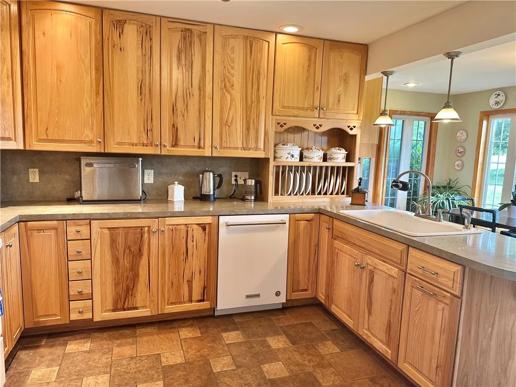 143 Burdick Medbury Road, Norwich, New York 13815, Norwich, New York 13815, 4 Bedrooms Bedrooms, 11 Rooms Rooms,2 BathroomsBathrooms,Residential,For Sale,143 Burdick Medbury Road, Norwich, New York 13815,0,R1634290