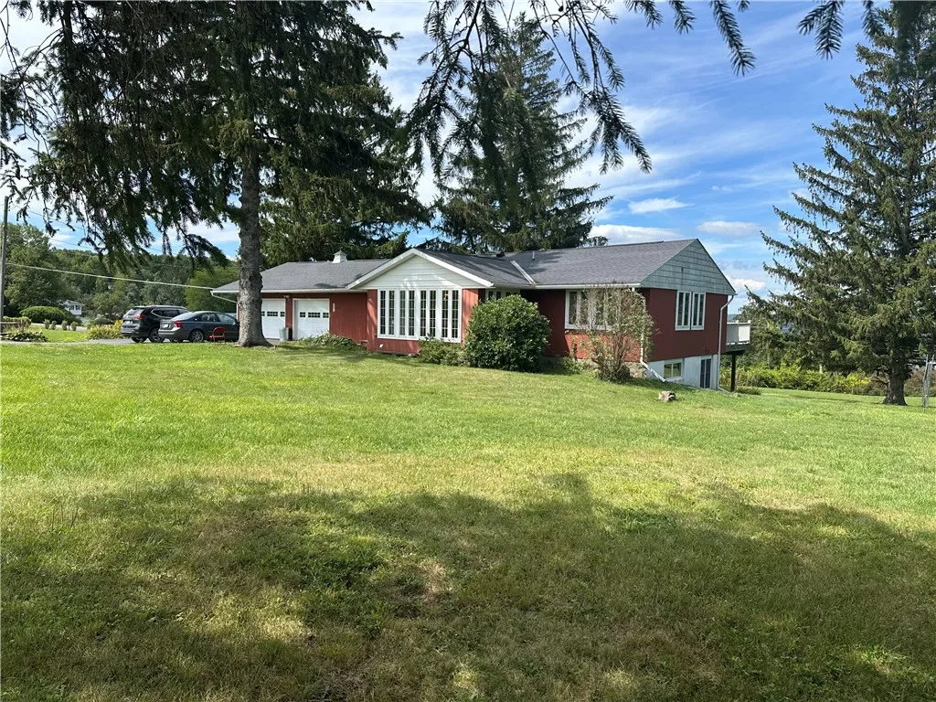 143 Burdick Medbury Road, Norwich, New York 13815, Norwich, New York 13815, 4 Bedrooms Bedrooms, 11 Rooms Rooms,2 BathroomsBathrooms,Residential,For Sale,143 Burdick Medbury Road, Norwich, New York 13815,0,R1634290