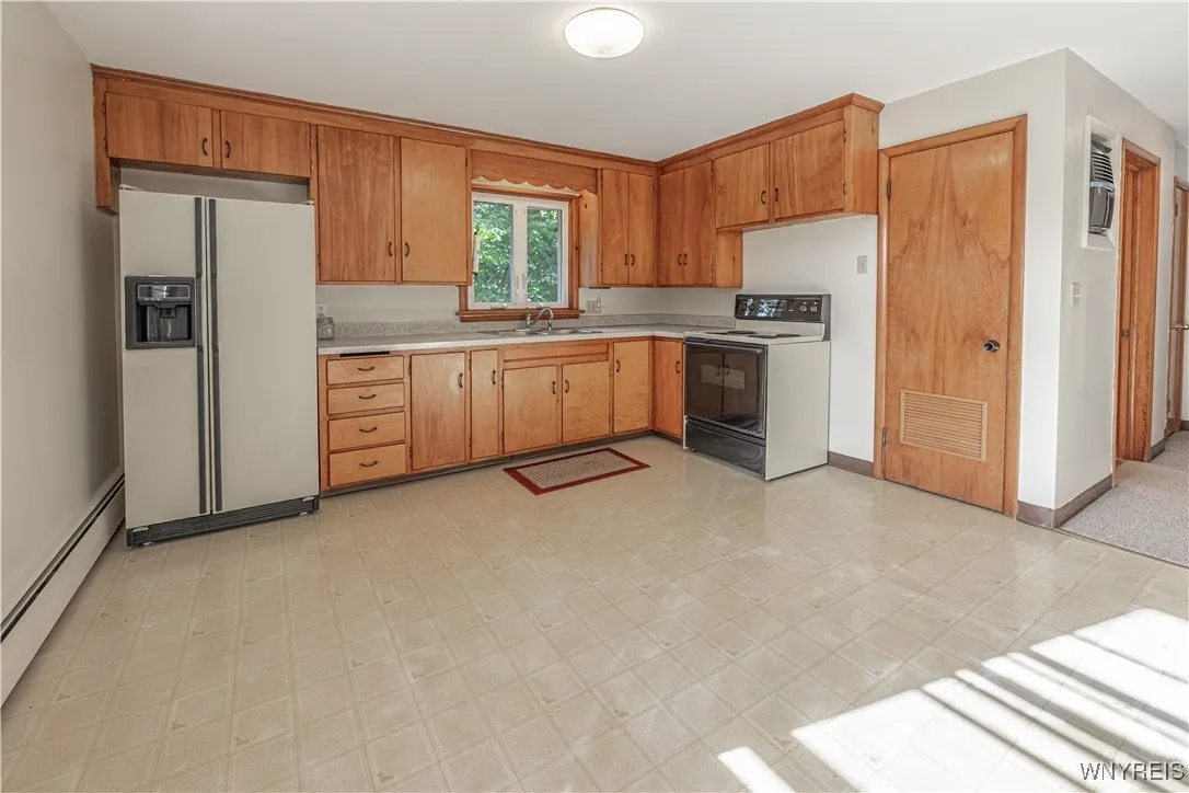 2602-2604 New Road, Porter, New York 14131, Porter, New York 14131, 4 Bedrooms Bedrooms, ,2 BathroomsBathrooms,Residential,For Sale,2602-2604 New Road, Porter, New York 14131,0,B1634448