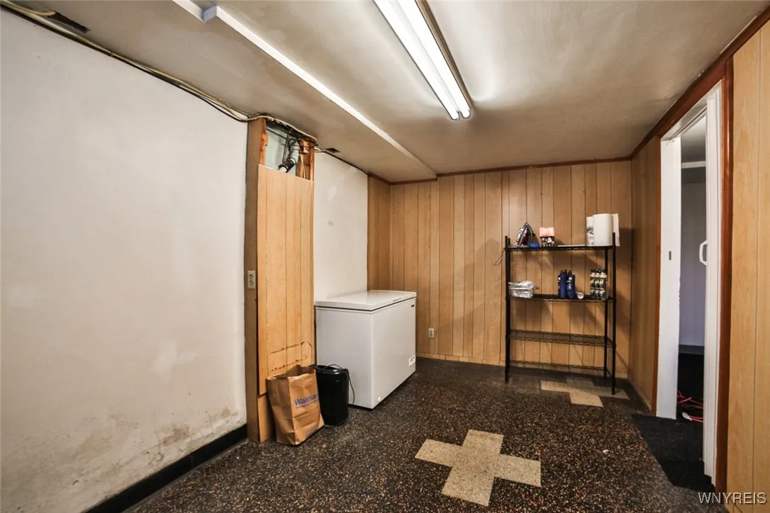 570 73rd St Street, Niagara Falls, New York 14304, Niagara Falls, New York 14304, 3 Bedrooms Bedrooms, 5 Rooms Rooms,1 BathroomBathrooms,Residential,For Sale,570 73rd St Street, Niagara Falls, New York 14304,0,B1632831