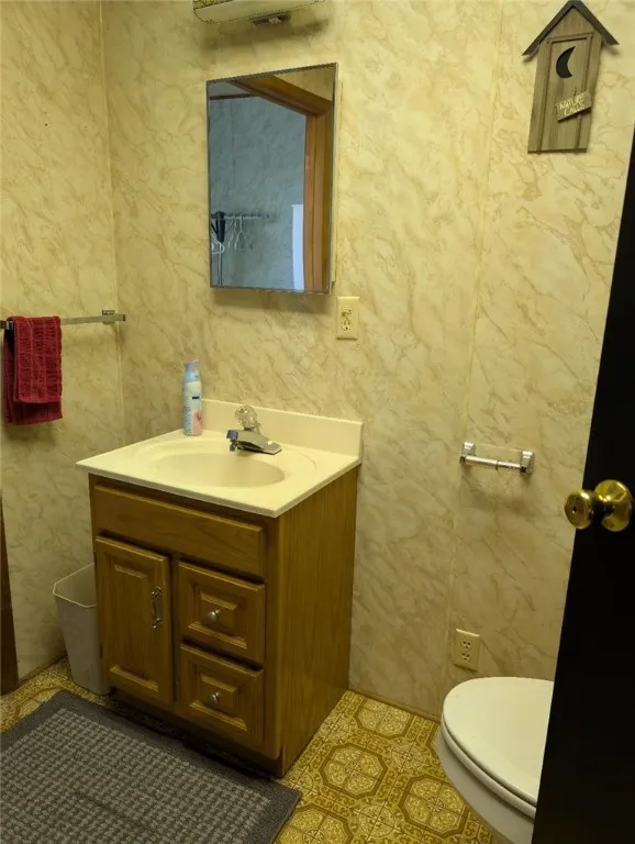 106 East Avenue, Hornell, New York 14843, Hornell, New York 14843, 3 Bedrooms Bedrooms, 9 Rooms Rooms,2 BathroomsBathrooms,Residential,For Sale,106 East Avenue, Hornell, New York 14843,0,R1634320