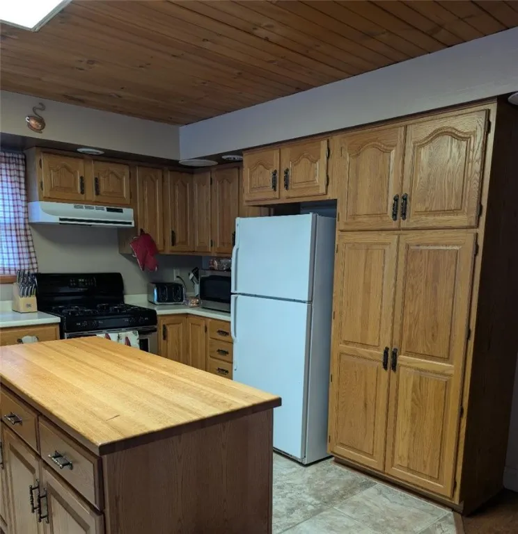 106 East Avenue, Hornell, New York 14843, Hornell, New York 14843, 3 Bedrooms Bedrooms, 9 Rooms Rooms,2 BathroomsBathrooms,Residential,For Sale,106 East Avenue, Hornell, New York 14843,0,R1634320
