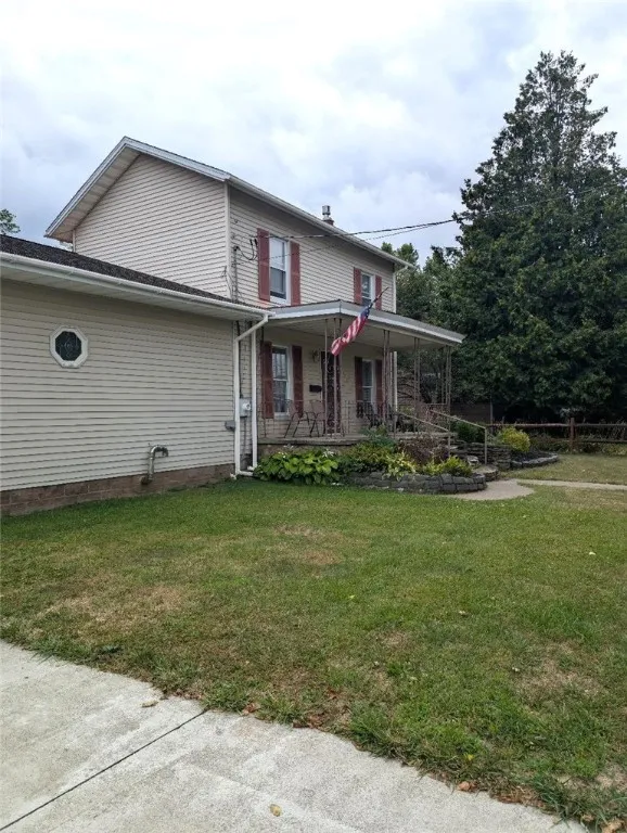 106 East Avenue, Hornell, New York 14843, Hornell, New York 14843, 3 Bedrooms Bedrooms, 9 Rooms Rooms,2 BathroomsBathrooms,Residential,For Sale,106 East Avenue, Hornell, New York 14843,0,R1634320