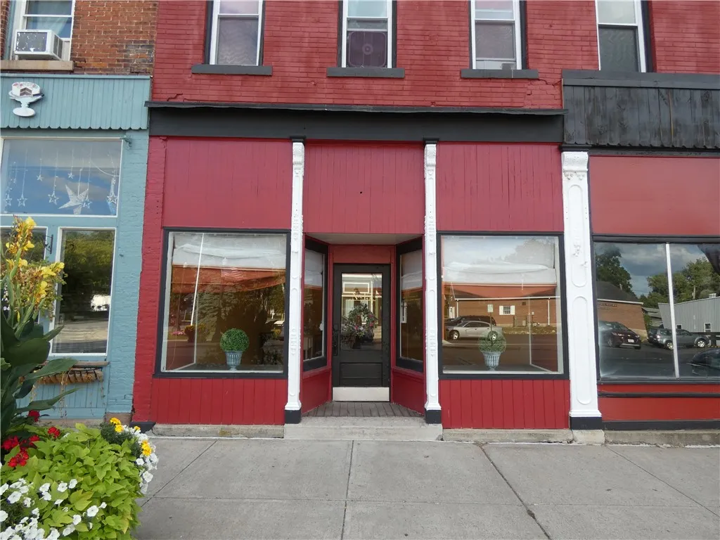 15 No. Lake Avenue, Bergen, New York 14416, Bergen, New York 14416, ,Commercial Lease,For Rent,15 No. Lake Avenue, Bergen, New York 14416,0,R1634242