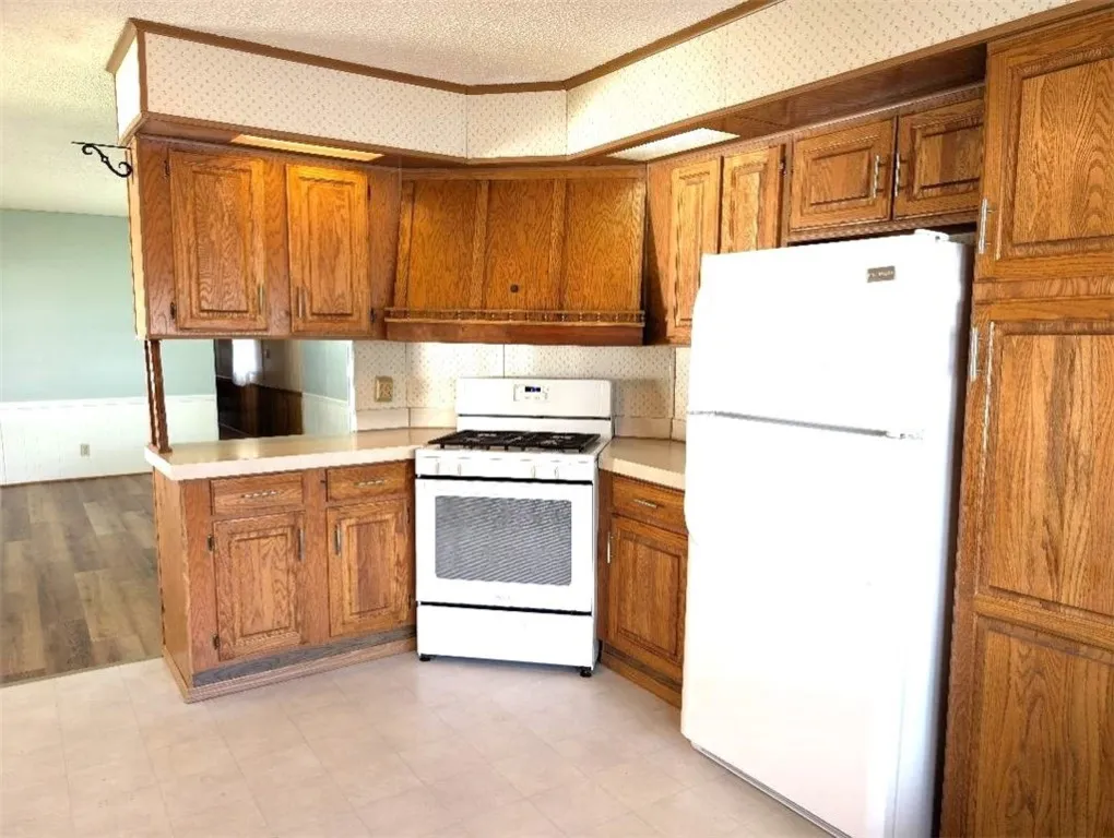 109 Pine Street, Hornellsville, New York 14843, Hornellsville, New York 14843, 2 Bedrooms Bedrooms, 5 Rooms Rooms,1 BathroomBathrooms,Residential,For Sale,109 Pine Street, Hornellsville, New York 14843,0,R1634167