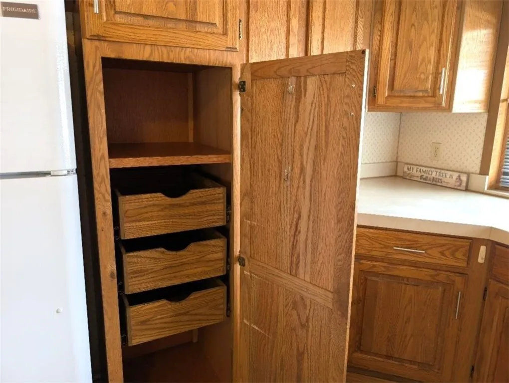 109 Pine Street, Hornellsville, New York 14843, Hornellsville, New York 14843, 2 Bedrooms Bedrooms, 5 Rooms Rooms,1 BathroomBathrooms,Residential,For Sale,109 Pine Street, Hornellsville, New York 14843,0,R1634167