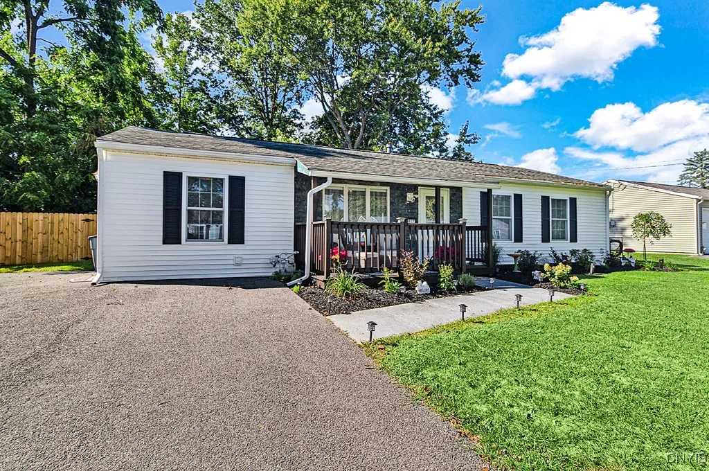 417 Richmond Road, Utica, New York 13502, Utica, New York 13502, 3 Bedrooms Bedrooms, 7 Rooms Rooms,1 BathroomBathrooms,Residential,Closed,417 Richmond Road, Utica, New York 13502,0,S1633852