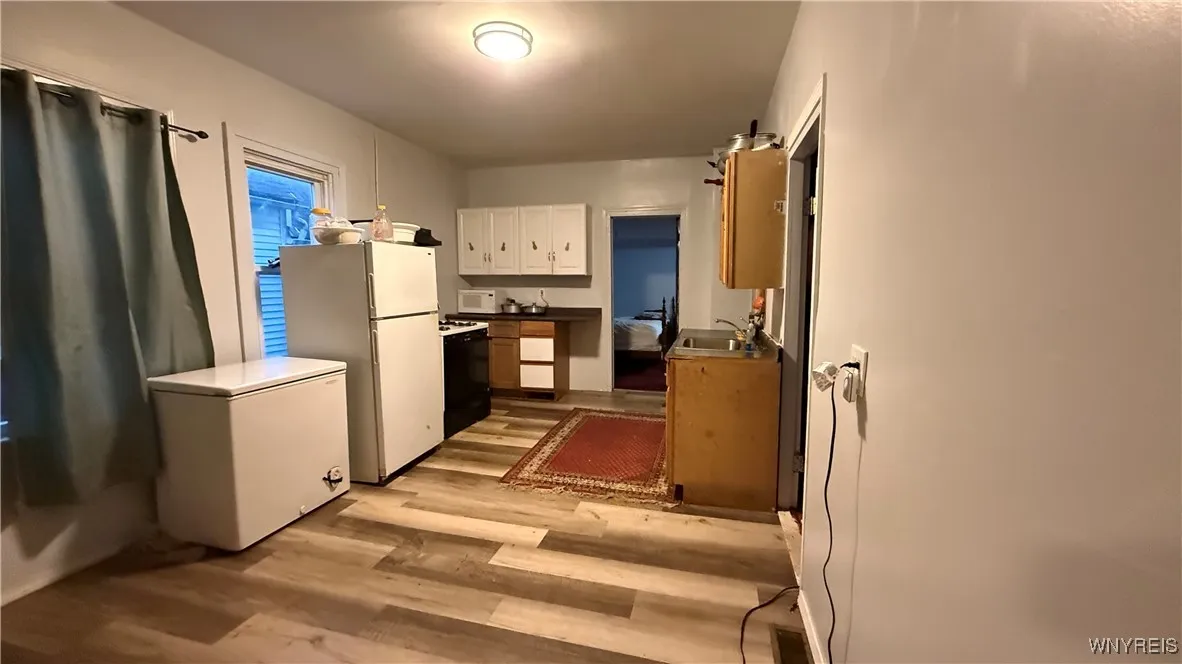 132 Sherman Street, Buffalo, New York 14206, Buffalo, New York 14206, 6 Bedrooms Bedrooms, ,2 BathroomsBathrooms,Residential,For Sale,132 Sherman Street, Buffalo, New York 14206,0,B1634485
