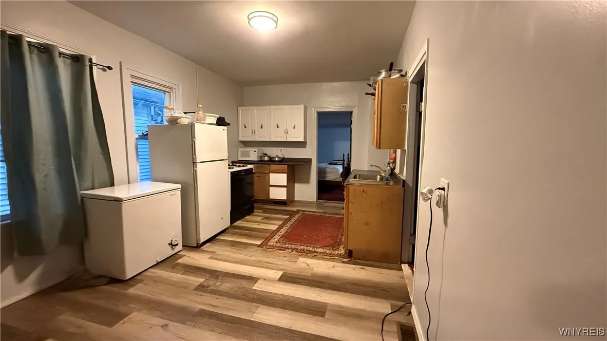 132 Sherman Street, Buffalo, New York 14206, Buffalo, New York 14206, 6 Bedrooms Bedrooms, ,2 BathroomsBathrooms,Residential,For Sale,132 Sherman Street, Buffalo, New York 14206,0,B1634485