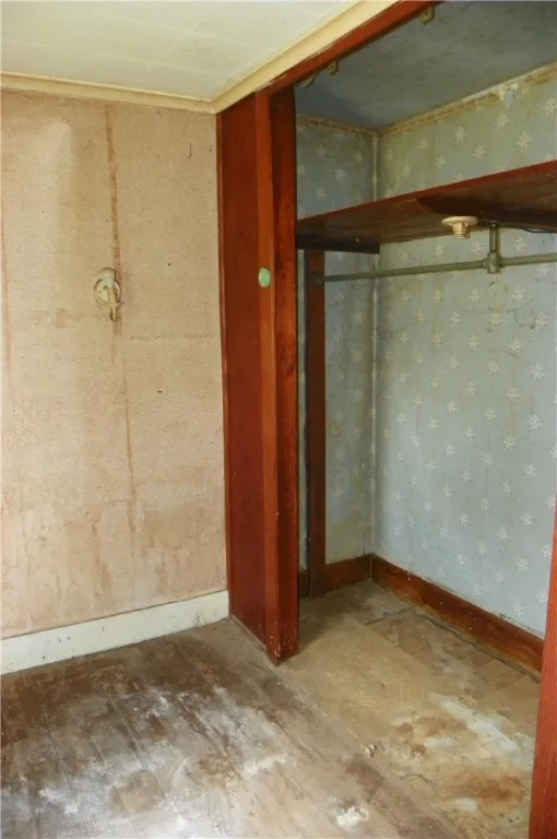 5274 Ontario Center Road, Walworth, New York 14568, Walworth, New York 14568, 6 Bedrooms Bedrooms, 9 Rooms Rooms,1 BathroomBathrooms,Residential,For Sale,5274 Ontario Center Road, Walworth, New York 14568,0,R1634502