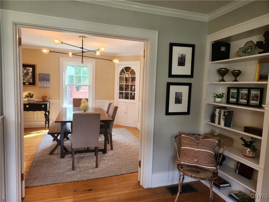Built ins showcase the vintage era of this modern stylish home