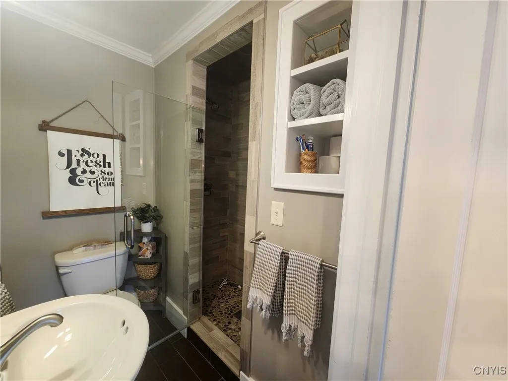 1st floor full shower bath