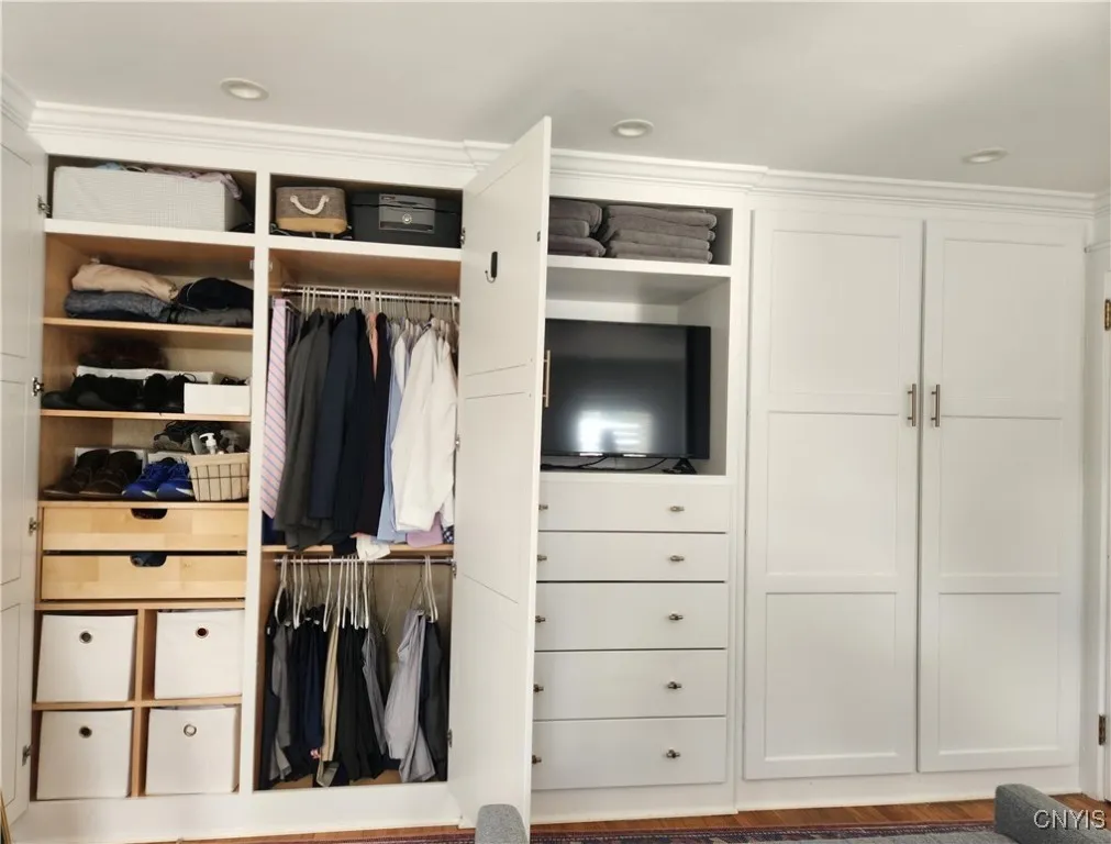 Functional smart storage