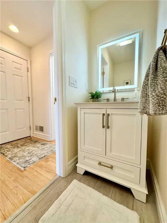 108 Fieldview Drive, Erwin, New York 14870, Erwin, New York 14870, 4 Bedrooms Bedrooms, 12 Rooms Rooms,2 BathroomsBathrooms,Residential,For Sale,108 Fieldview Drive, Erwin, New York 14870,0,R1634221