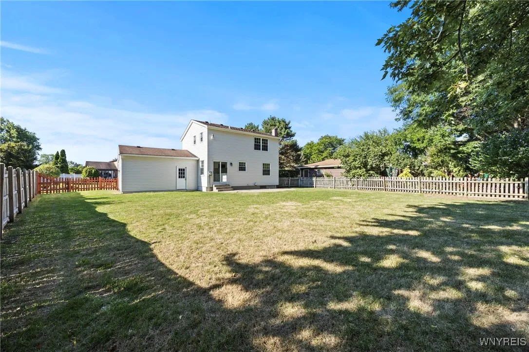 230 Barbados Drive, Cheektowaga, New York 14227, Cheektowaga, New York 14227, 3 Bedrooms Bedrooms, 9 Rooms Rooms,1 BathroomBathrooms,Residential,For Sale,230 Barbados Drive, Cheektowaga, New York 14227,0,B1634457