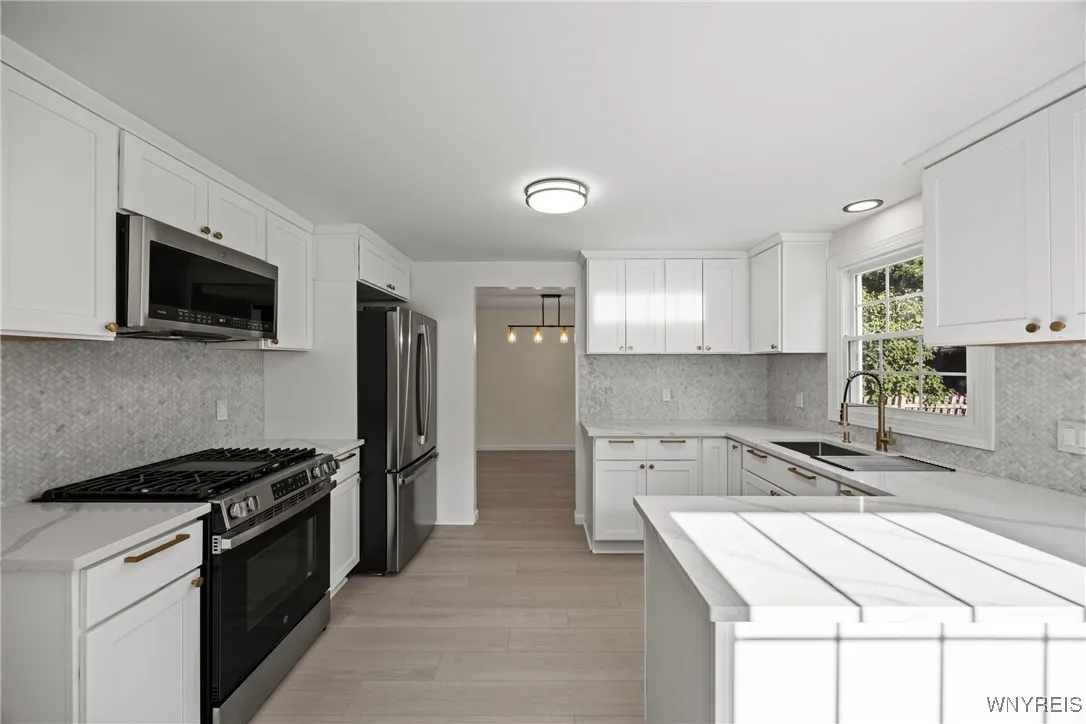 230 Barbados Drive, Cheektowaga, New York 14227, Cheektowaga, New York 14227, 3 Bedrooms Bedrooms, 9 Rooms Rooms,1 BathroomBathrooms,Residential,For Sale,230 Barbados Drive, Cheektowaga, New York 14227,0,B1634457