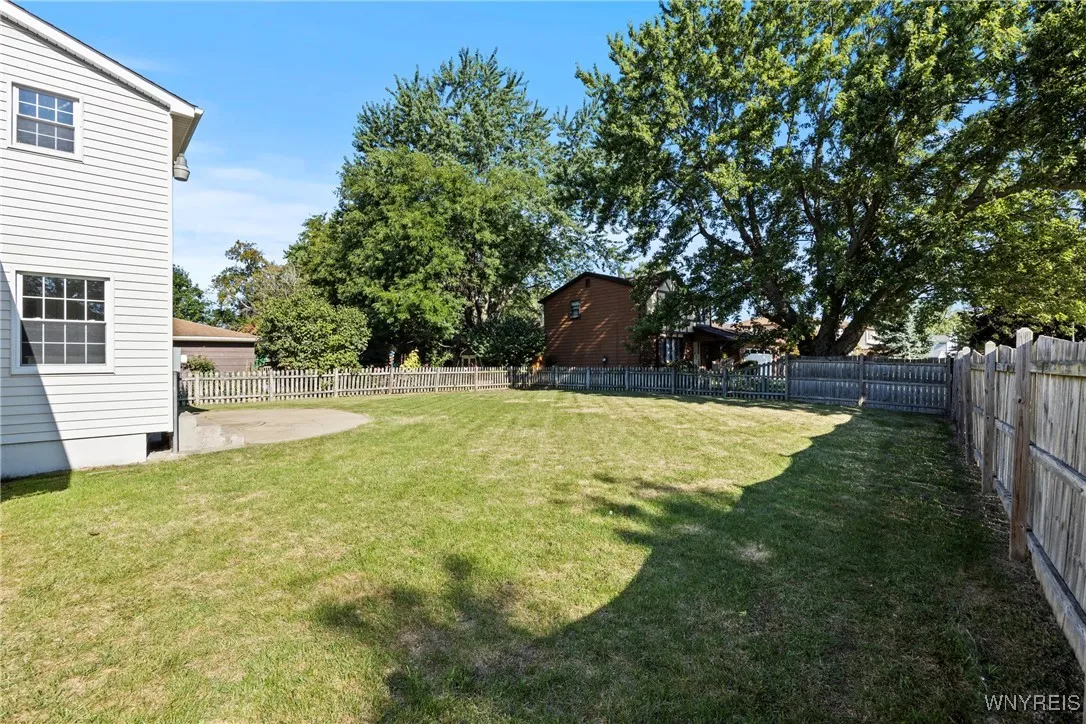 230 Barbados Drive, Cheektowaga, New York 14227, Cheektowaga, New York 14227, 3 Bedrooms Bedrooms, 9 Rooms Rooms,1 BathroomBathrooms,Residential,For Sale,230 Barbados Drive, Cheektowaga, New York 14227,0,B1634457
