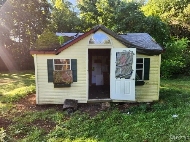 shed