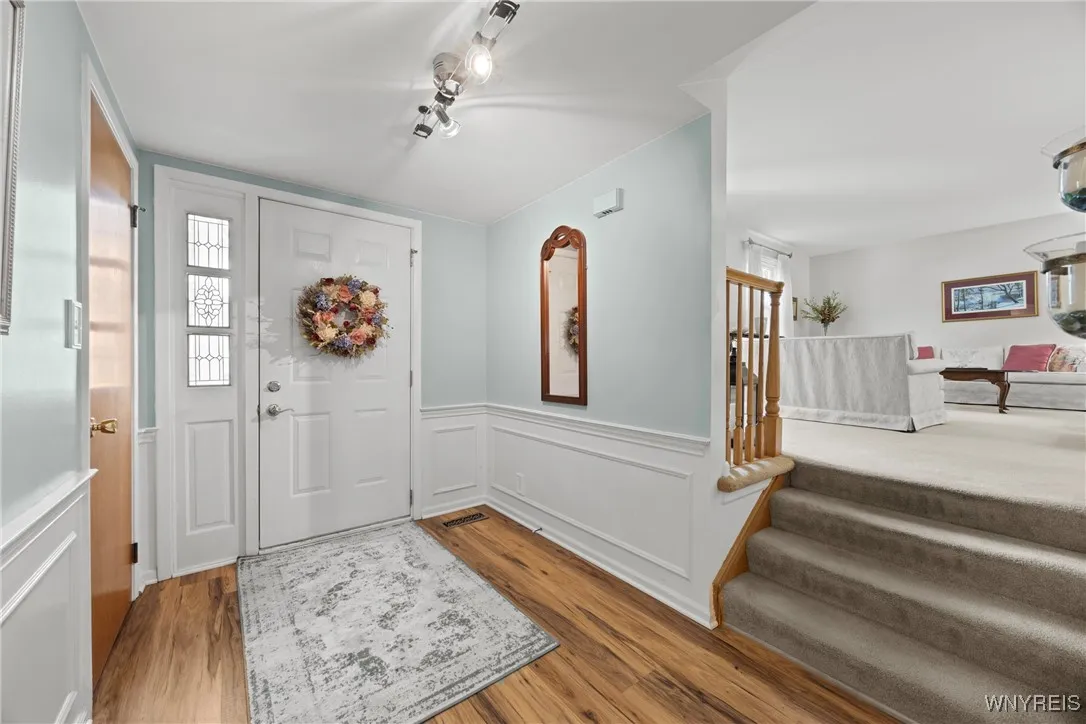 1500 Jamaica Square, North Tonawanda, New York 141, North Tonawanda, New York 14120, 4 Bedrooms Bedrooms, 10 Rooms Rooms,2 BathroomsBathrooms,Residential,For Sale,1500 Jamaica Square, North Tonawanda, New York 141,0,B1634184