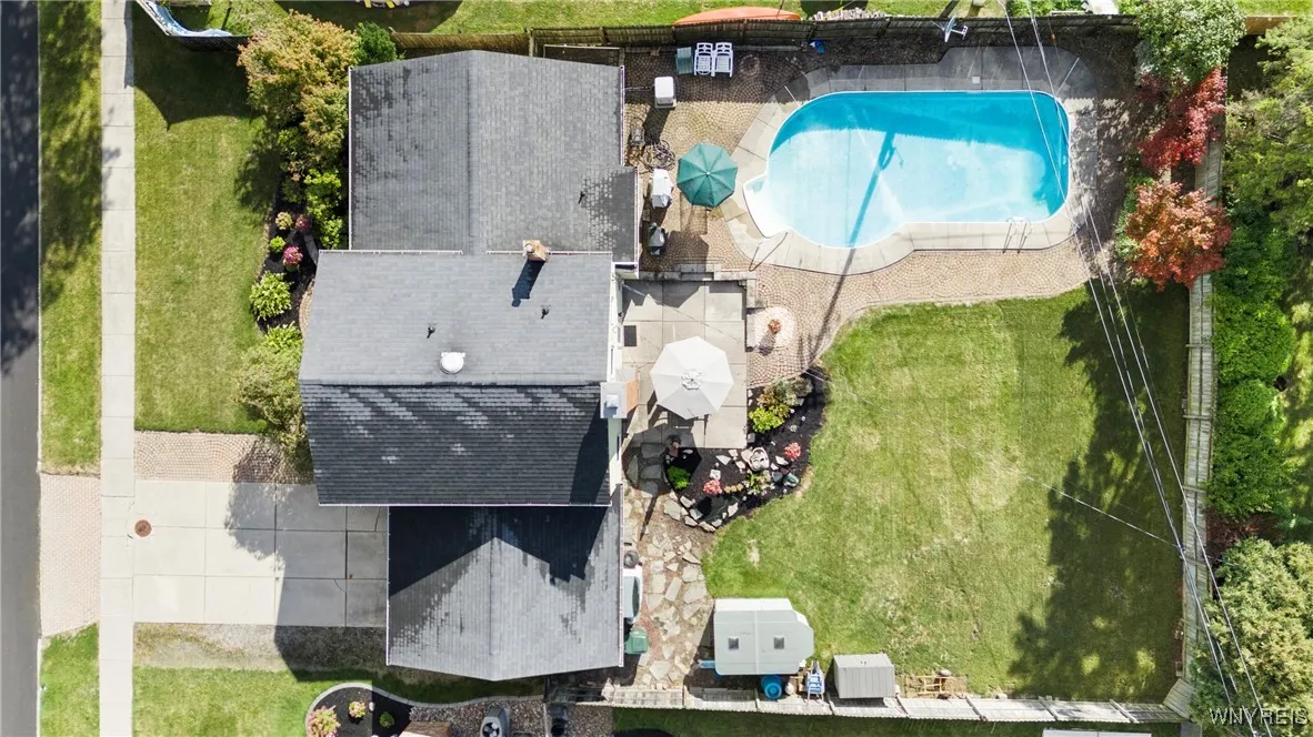 1500 Jamaica Square, North Tonawanda, New York 141, North Tonawanda, New York 14120, 4 Bedrooms Bedrooms, 10 Rooms Rooms,2 BathroomsBathrooms,Residential,For Sale,1500 Jamaica Square, North Tonawanda, New York 141,0,B1634184