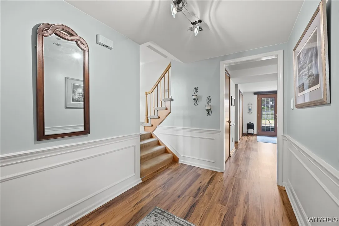 1500 Jamaica Square, North Tonawanda, New York 141, North Tonawanda, New York 14120, 4 Bedrooms Bedrooms, 10 Rooms Rooms,2 BathroomsBathrooms,Residential,For Sale,1500 Jamaica Square, North Tonawanda, New York 141,0,B1634184