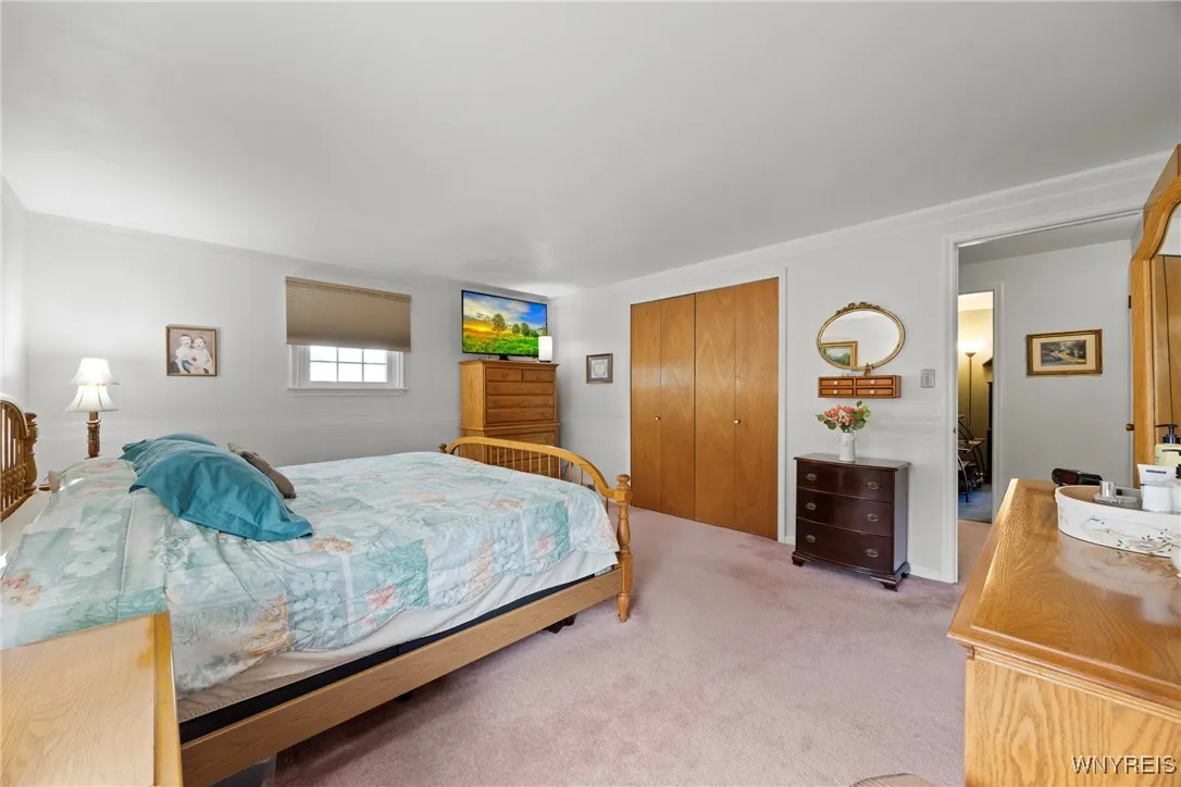 1500 Jamaica Square, North Tonawanda, New York 141, North Tonawanda, New York 14120, 4 Bedrooms Bedrooms, 10 Rooms Rooms,2 BathroomsBathrooms,Residential,For Sale,1500 Jamaica Square, North Tonawanda, New York 141,0,B1634184