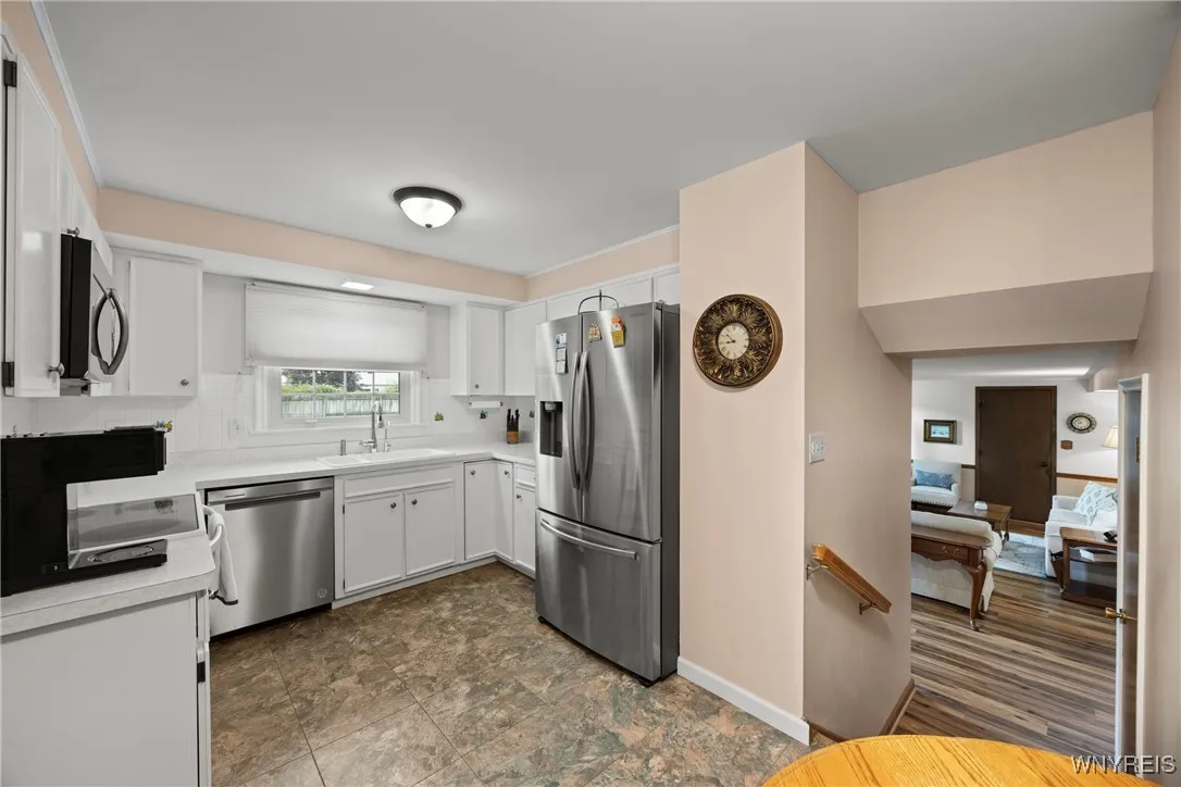 1500 Jamaica Square, North Tonawanda, New York 141, North Tonawanda, New York 14120, 4 Bedrooms Bedrooms, 10 Rooms Rooms,2 BathroomsBathrooms,Residential,For Sale,1500 Jamaica Square, North Tonawanda, New York 141,0,B1634184