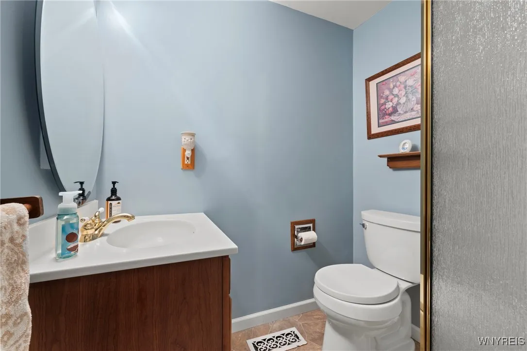 1500 Jamaica Square, North Tonawanda, New York 141, North Tonawanda, New York 14120, 4 Bedrooms Bedrooms, 10 Rooms Rooms,2 BathroomsBathrooms,Residential,For Sale,1500 Jamaica Square, North Tonawanda, New York 141,0,B1634184