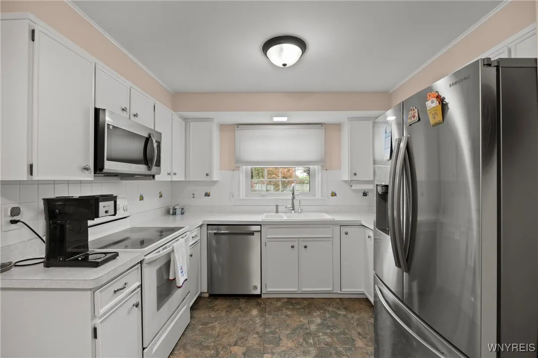 1500 Jamaica Square, North Tonawanda, New York 141, North Tonawanda, New York 14120, 4 Bedrooms Bedrooms, 10 Rooms Rooms,2 BathroomsBathrooms,Residential,For Sale,1500 Jamaica Square, North Tonawanda, New York 141,0,B1634184